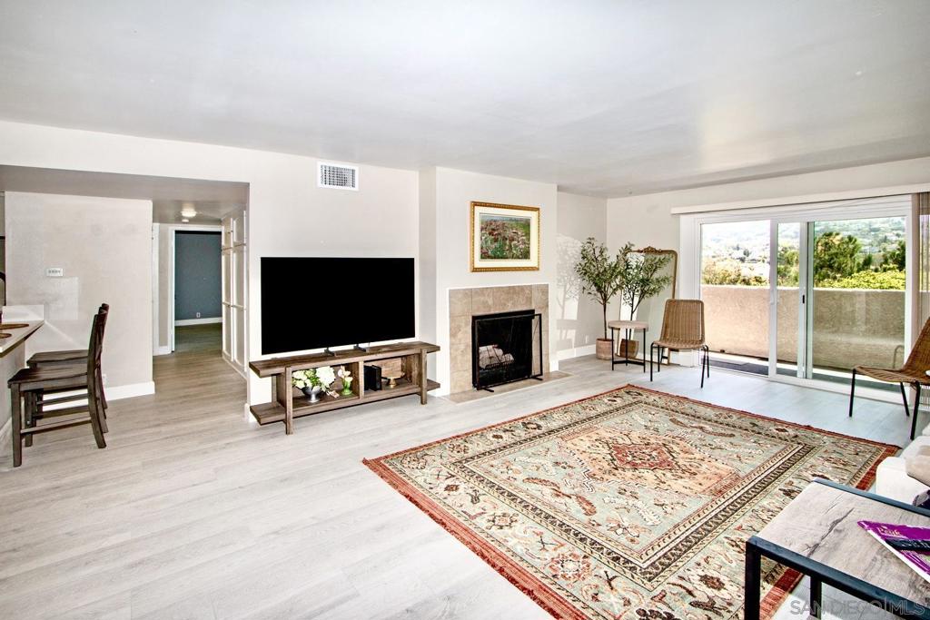 2625 Pirineos Way - photo 9