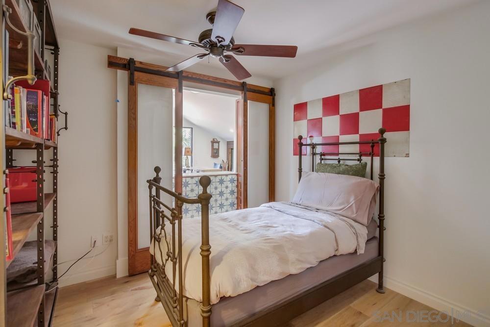 MLS #250032414SD img 39