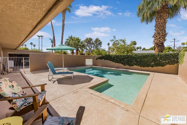 73940 Mountain View Avenue, Palm Desert CA: https://media.crmls.org/mediaz/0c643aa0-9aae-478f-8c54-92d0e34fbdc2.jpg