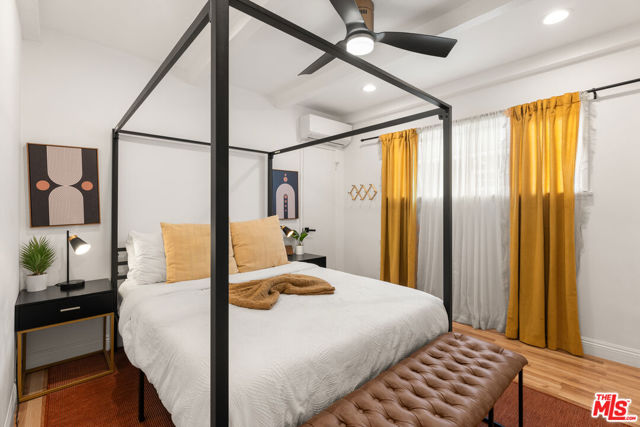 5918 S La Cienega Boulevard, Los Angeles CA: https://media.crmls.org/mediaz/0c657093-36ea-4858-872a-c94d28399a62.jpg