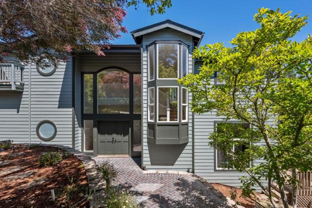 3554 Oak Knoll Drive, Redwood City CA: https://media.crmls.org/mediaz/0c65b62f-bf7e-487f-acab-f57bb2fc8c3c.jpg
