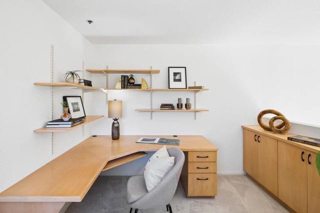 234 Shorebird Circle, Redwood City CA: https://media.crmls.org/mediaz/0c668154-b2e3-4fcf-8084-b0ac5107c12d.jpg