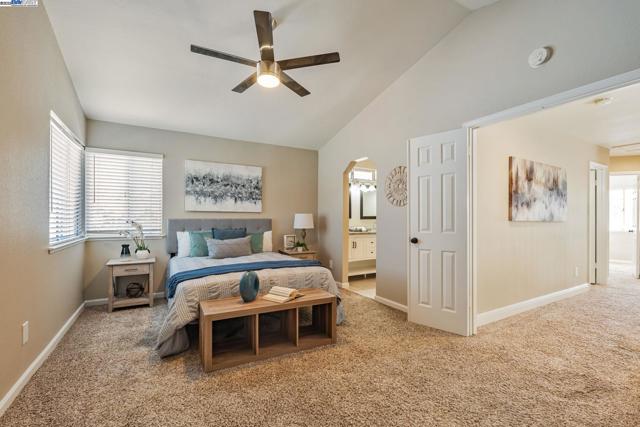 25 Phillips Ct, Tracy CA: https://media.crmls.org/mediaz/0c672c97-9159-430b-beda-c3491b5a82ec.jpg
