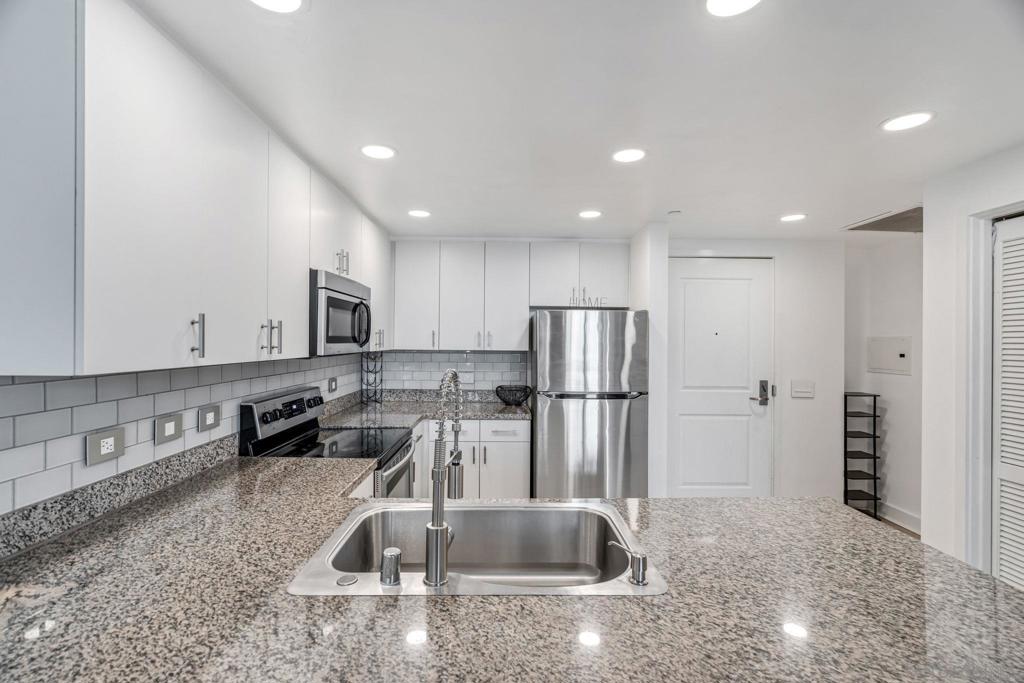 1080 Park Blvd - photo 11