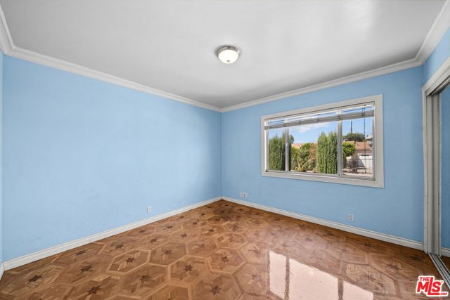 8058 Fulton Avenue photo 22