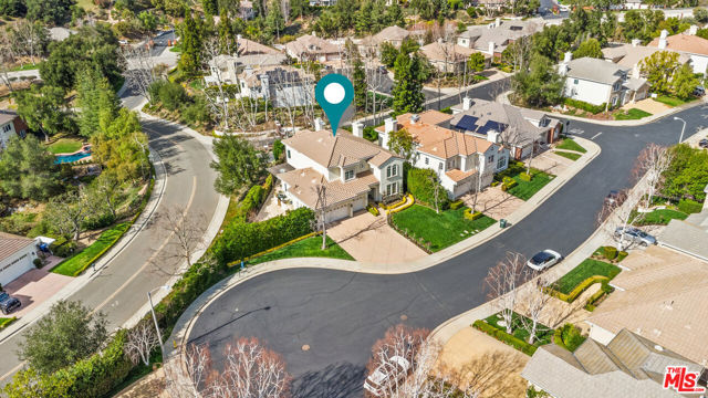 219 Baybrook Court, Lake Sherwood CA: https://media.crmls.org/mediaz/0c67deb0-64b0-41dd-91cb-6973d1f84ecc.jpg