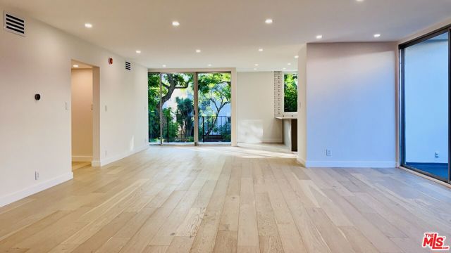 Living & Dining Room