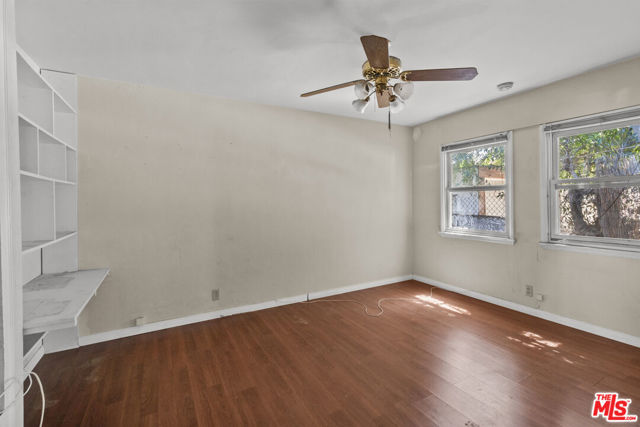 1344 N Parish Place, Burbank CA: https://media.crmls.org/mediaz/0c6897e1-8647-489d-87b7-2d95cd55b64e.jpg