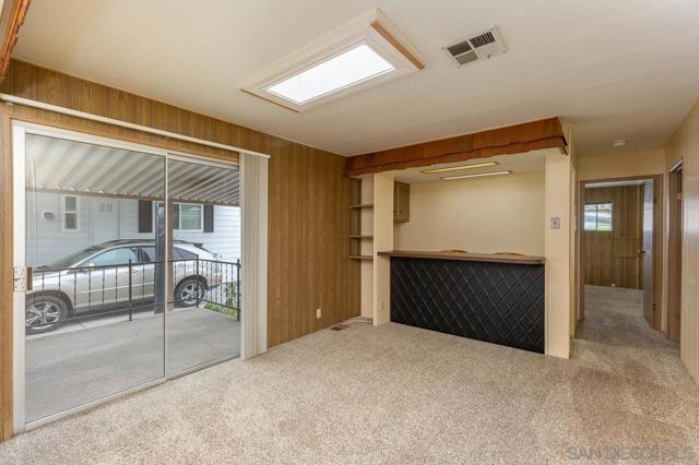1219 E Barham Dr Spc 106, San Marcos CA: https://media.crmls.org/mediaz/0c69f109-6f55-4a91-a660-34bdd2c01dac.jpg