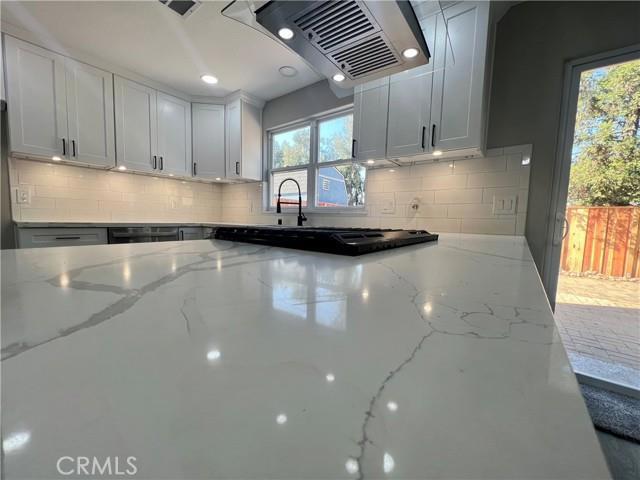761 Tatum Avenue, Gilroy CA: https://media.crmls.org/mediaz/0c69f423-ec5f-42d4-b68b-3436adcc4c28.jpg