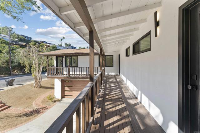 5777 Desert View Drive, La Jolla CA: https://media.crmls.org/mediaz/0c6a5957-9e19-43e8-83bb-3b27033e80e8.jpg