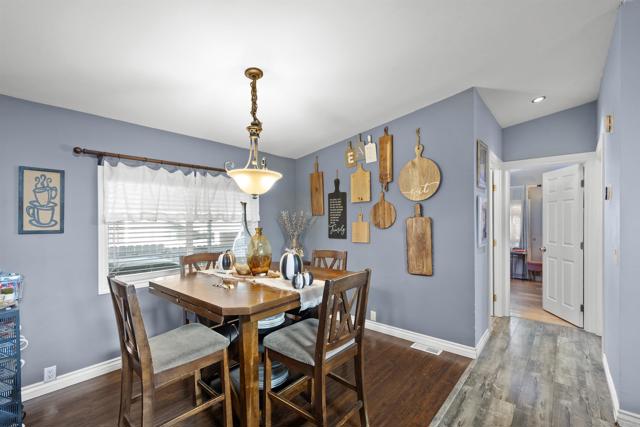 Image 16 of 41 For 9902 Jamacha Blvd  107