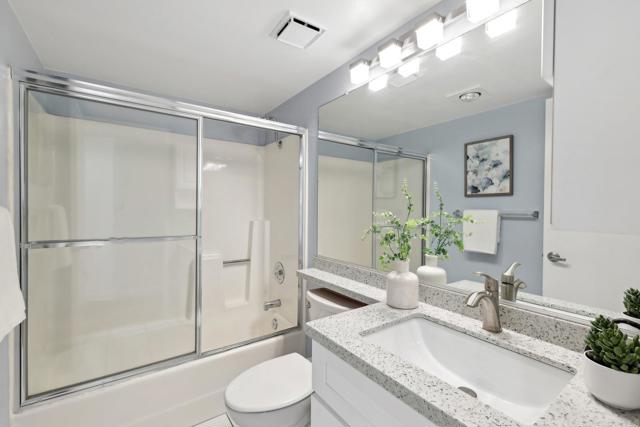 Detail Gallery Image 19 of 40 For 1270 Cleveland Ave #L309,  San Diego,  CA 92103 - 2 Beds | 2 Baths