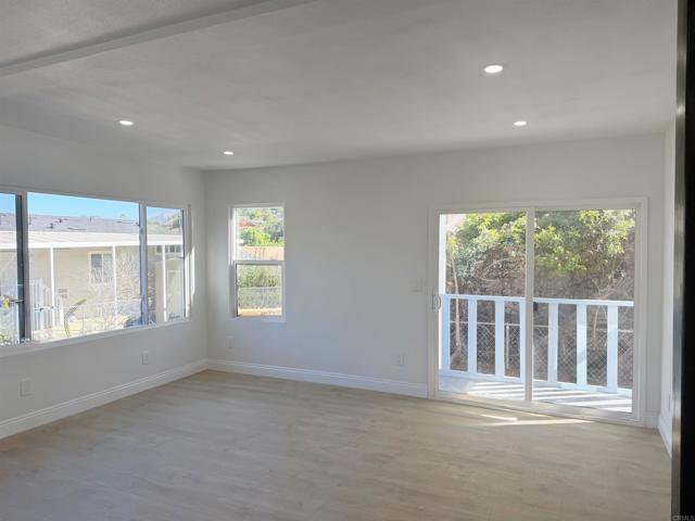 Detail Gallery Image 14 of 21 For 8968 Winter Gardens Blvd #4,  Lakeside,  CA 92040 - 3 Beds | 2 Baths