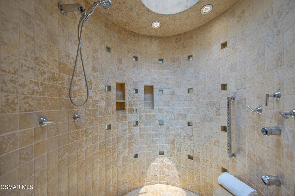 MLS #225003384 image #35