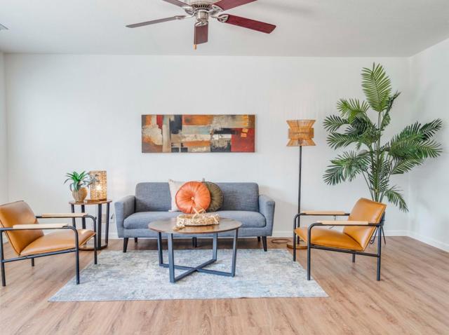 653 Martinique Court, San Jose CA: https://media.crmls.org/mediaz/0c6e675b-5799-4497-abbe-5ca69d66deb3.jpg