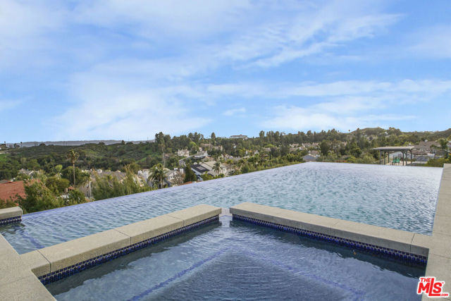 17764 Sidwell Street, Granada Hills CA: https://media.crmls.org/mediaz/0c6fd1b6-a519-451e-be48-0f9ab414d2c1.jpg