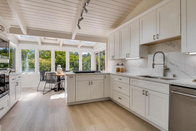 835 Mayfield Avenue, Stanford CA: https://media.crmls.org/mediaz/0c700db6-4e6d-4bc4-a83d-b0c4ca0e5225.jpg