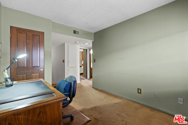 4731 La Villa Marina, Marina del Rey CA: https://media.crmls.org/mediaz/0c70bf13-9255-42d7-9d20-34b3aaa64e23.jpg