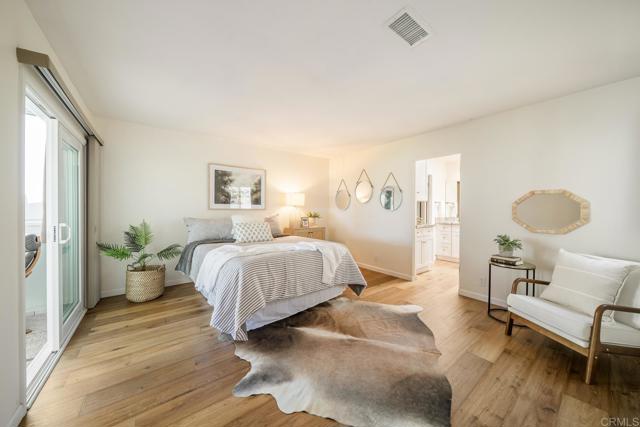 3890 Vista Campana S, Oceanside CA: https://media.crmls.org/mediaz/0c70ca49-506b-4c7b-b41a-1483ab492e90.jpg