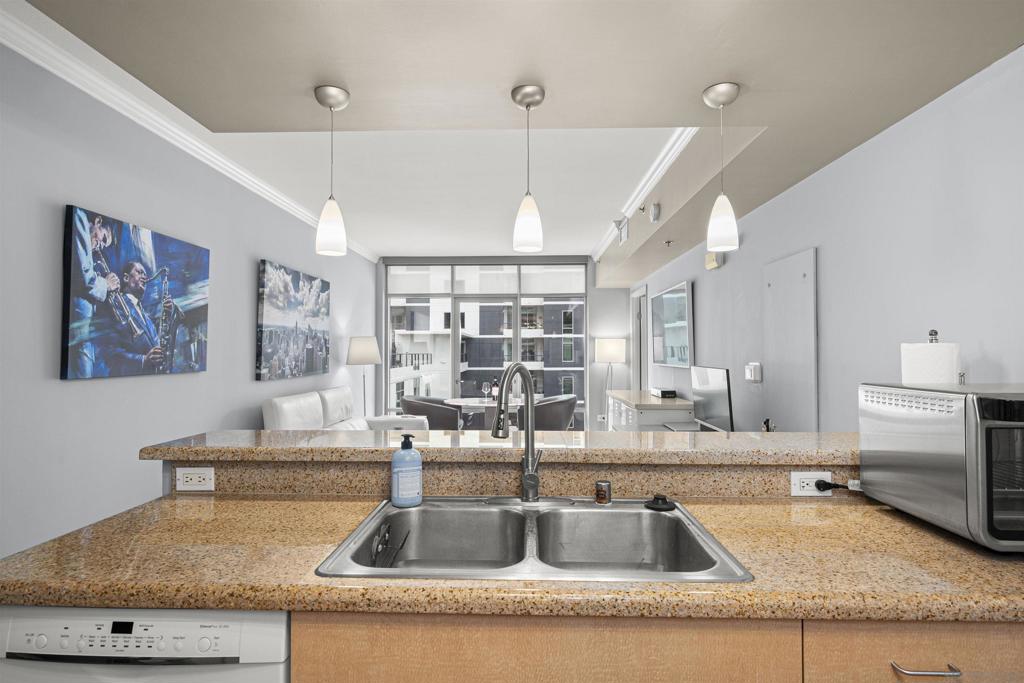 425 Beech - photo 6