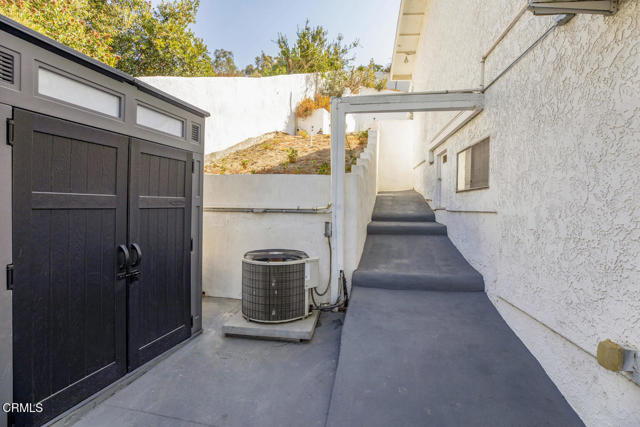 Detail Gallery Image 41 of 64 For 10272 Willow Springs Ln, Sunland,  CA 91040 - 4 Beds | 3 Baths