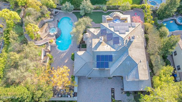 483 Via Merla, Newbury Park CA: https://media.crmls.org/mediaz/0c7229bd-988e-4f06-8843-6cdf310067d7.jpg