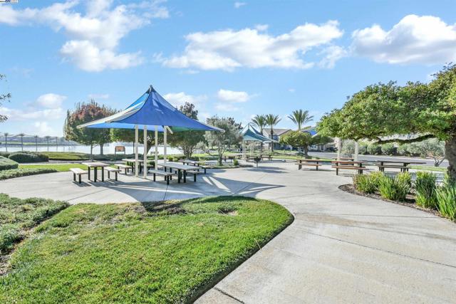 5618 Arcadia Cir, Discovery Bay CA: https://media.crmls.org/mediaz/0c7245b9-8405-486c-adcd-cf9ec28306a6.jpg