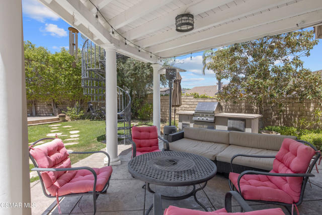 3269 Morning Ridge Avenue, Thousand Oaks CA: https://media.crmls.org/mediaz/0c7590b2-4a36-468a-9d09-545cd02610d6.jpg