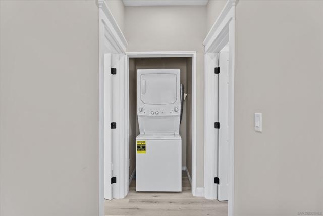 Image 34 of 46 For 3612 Cordoba Ave