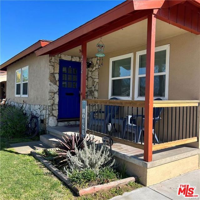 2704 184th Street, Redondo Beach, California 90278, 3 Bedrooms Bedrooms, ,1 BathroomBathrooms,Residential,Sold,184th,23316157