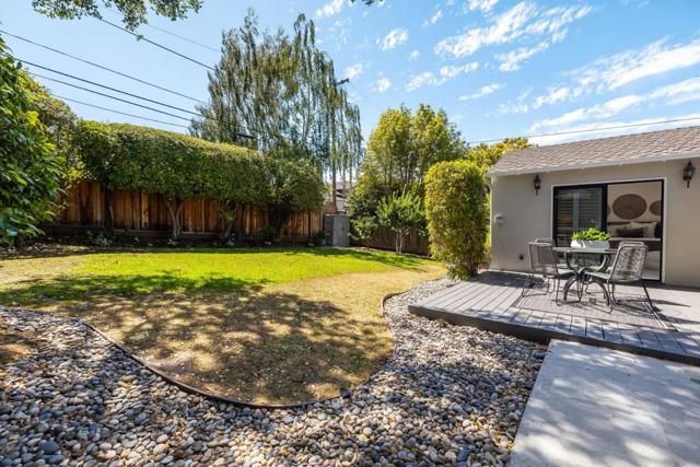 1224 Tilia Street, San Mateo CA: https://media.crmls.org/mediaz/0c76af72-fd1a-4dc3-b787-7579d7d7f406.jpg