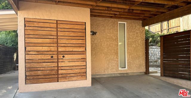 2116 Princeton Avenue, Los Angeles CA: https://media.crmls.org/mediaz/0c78c2d5-efdc-4fbd-a9b9-888e88a3be3c.jpg