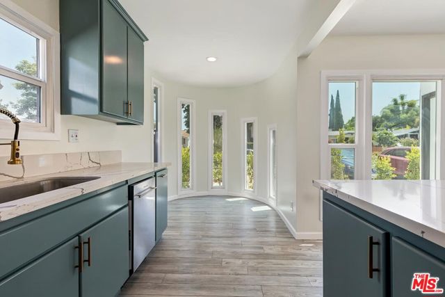 3706 Brunswick Avenue, Los Angeles CA: https://media.crmls.org/mediaz/0c790731-369d-4e44-aa53-13fb56b2f6dd.jpg