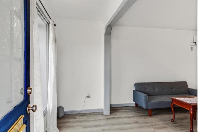 419 Harvey Way, Pacifica CA: https://media.crmls.org/mediaz/0c7a9fa9-6671-4963-a71e-3b0d24d98a34.jpg