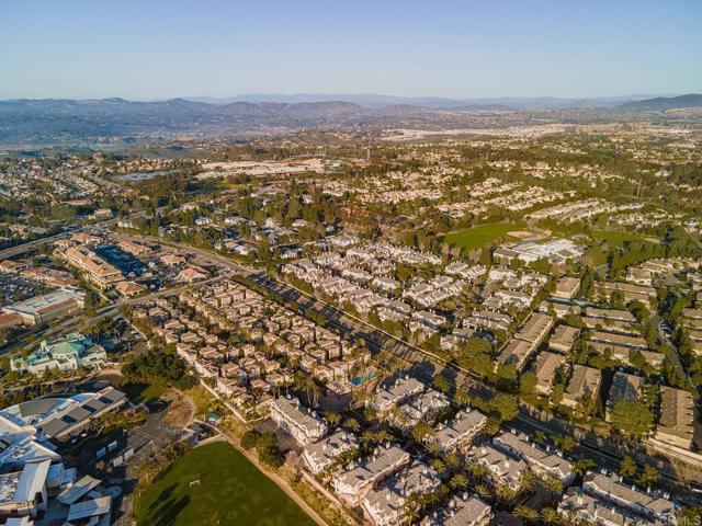 Detail Gallery Image 37 of 48 For 12604 Carmel Country Rd #17,  San Diego,  CA 92130 - 2 Beds | 2/1 Baths