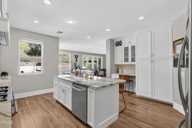 Detail Gallery Image 36 of 75 For 26149 Beecher Ln, Stevenson Ranch,  CA 91381 - 4 Beds | 4 Baths