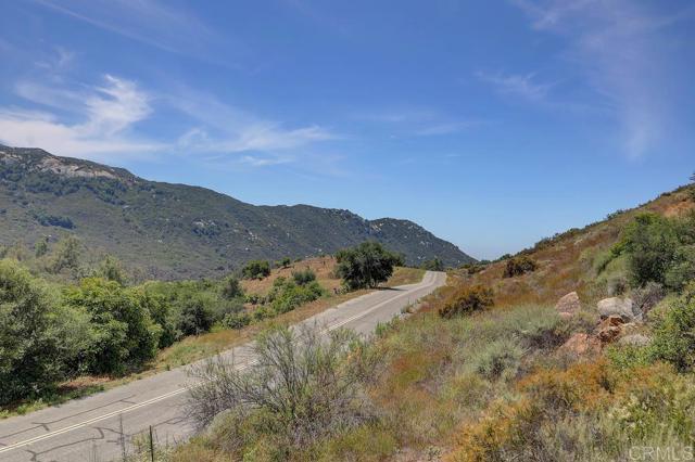 0 Camino Estribo, Temecula CA: https://media.crmls.org/mediaz/0c7f9aa3-b0e2-4900-8366-39b879bd8c4e.jpg
