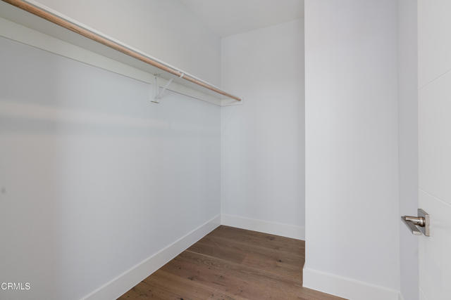 3870 W Point Drive, Los Angeles CA: https://media.crmls.org/mediaz/0c7fd219-5822-4530-b44e-782b66c16933.jpg