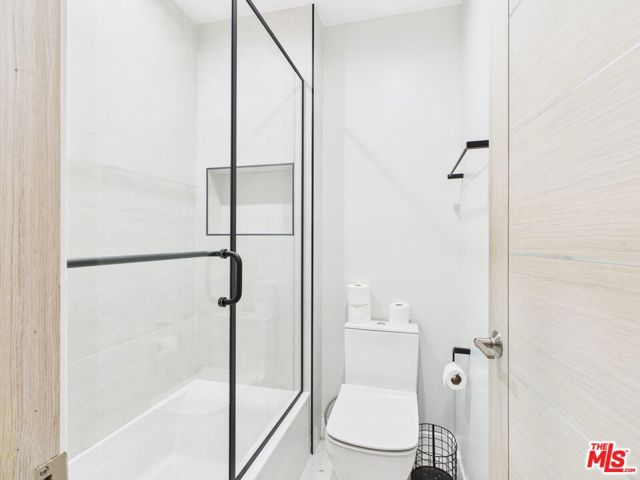 15344 Weddington Street, Sherman Oaks CA: https://media.crmls.org/mediaz/0c803c89-7404-4fcc-99bb-1c8037e7535c.jpg