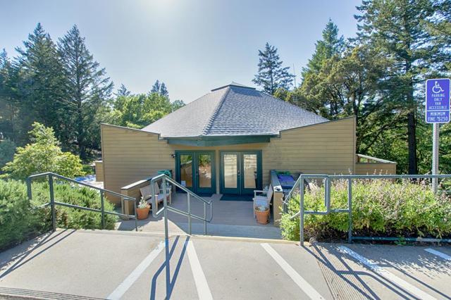 18467 Las Cumbres Road, Los Gatos CA: https://media.crmls.org/mediaz/0c812218-9fdd-4e10-b9f5-24acd688f07f.jpg