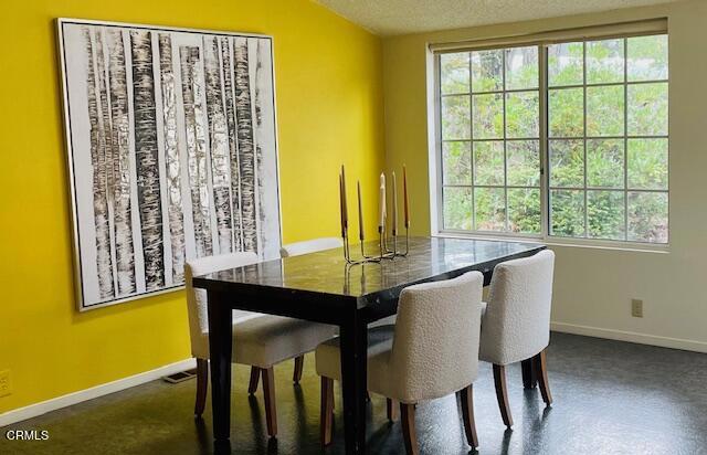 Detail Gallery Image 6 of 31 For 43300 Little River Airport Rd #134,  Little River_1,  CA 95456 - 3 Beds | 2 Baths