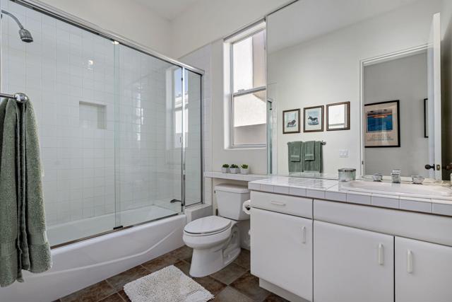 54595 Winged Foot, La Quinta CA: https://media.crmls.org/mediaz/0c82543c-7dc9-48d3-877c-5e970eda77f4.jpg