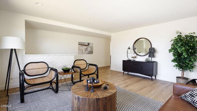 Detail Gallery Image 2 of 22 For 9465 E Camino Real Ave, Arcadia,  CA 91007 - 4 Beds | 2 Baths