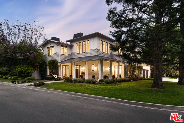 800 GREENTREE Road, Pacific Palisades CA: https://media.crmls.org/mediaz/0c83af04-41cb-499a-87e7-7f83114f2edc.jpg