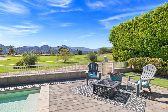 77245 Indiana Avenue, Palm Desert CA: https://media.crmls.org/mediaz/0c83b838-1f52-4d0d-b31a-52e4a1ddab29.jpg