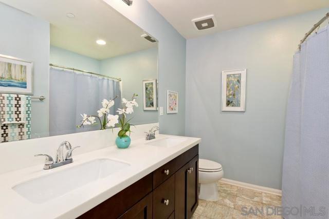 1800 Saltaire Place, San Diego CA: https://media.crmls.org/mediaz/0c83f2b9-4ed9-4fc5-b6ed-a43b041cfa2a.jpg