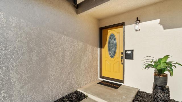 Detail Gallery Image 3 of 36 For 8017 Gribble St, San Diego,  CA 92114 - 3 Beds | 2 Baths