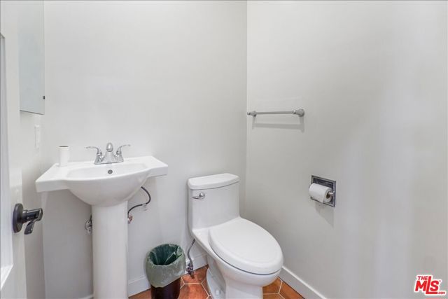 321 North Las Casas Avenue photo 45