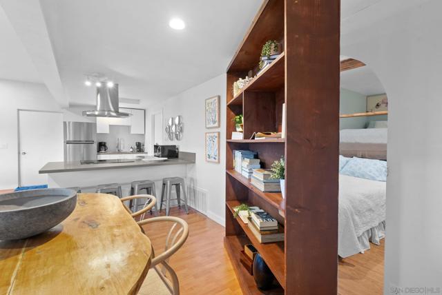 4810 Baylor Dr, San Diego CA: https://media.crmls.org/mediaz/0c853816-2e9d-4bd3-8a28-b169c1f1bb08.jpg